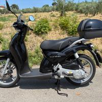 Aprilia scarabeo 100
