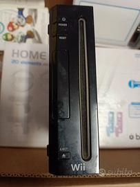 Consolle Nintendo Wii con accessori e giochi