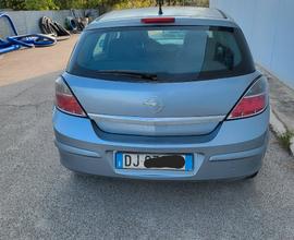 OPEL Astra - 2008