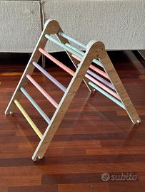 Triangolo pikler gioco bambini