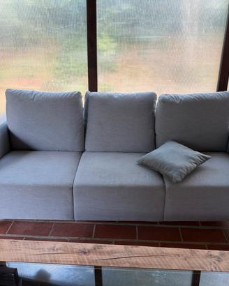 Divano IKEA ANGERSBY 3 posti – Grigio