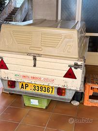Rimorchio auto