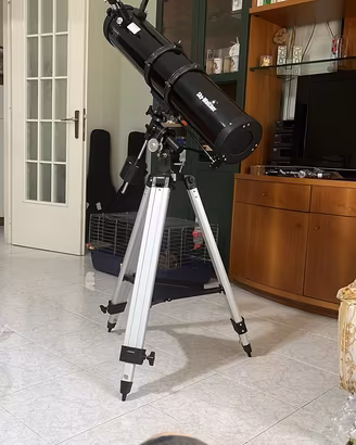 Telescopio SkyWatcher Newton Explorer 130/900 EQ2
