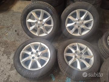 Ruote Complete di Cerchi Toyota Yaris 15 Pollici