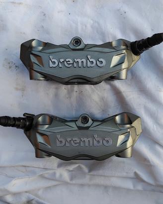Kymco Ak 550 coppia pinze freno anteriori Brembo