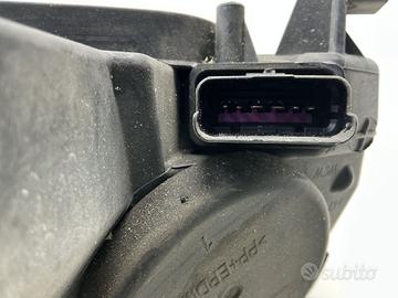 FARO ANTERIORE DESTRO RENAULT Megane III 260108719