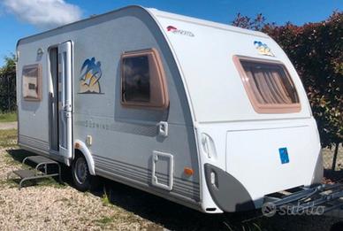  Roulotte FENDT  o KNAUS