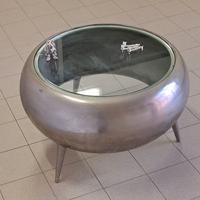 Tavolino salotto rotondo in metallo piano in vetro