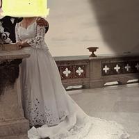 Vestito da sposa con strascico e tulle tg 52