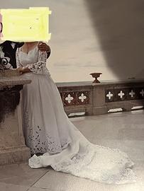 Vestito da sposa con strascico e tulle tg 52