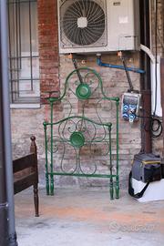 testata letto antico