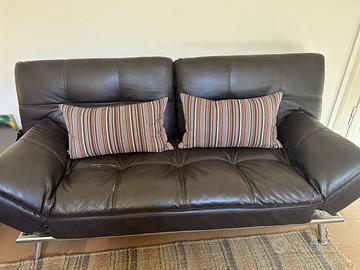 🛋️ Divano letto in ecopelle zona Corso Trieste RM