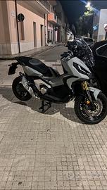 Xadv 750 2023