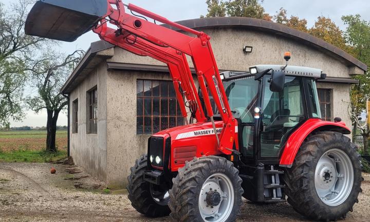 Massey Ferguson 6460