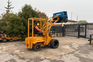 P196-Mini Pala Baraldi 22 q con forche x bancali