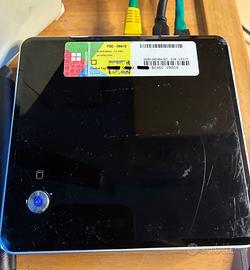 Mini pc Intel NUC5i3RYK perfettamente funzionante