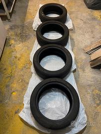 Gomme estive 225/45 r17