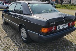 Mercedes-Benz 190E 2.0