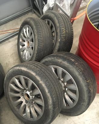 4 cerchi in lega BMW 16” + pneumatici Michelin