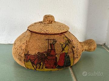 Tegamino artigianale  terracotta rivestito sughero