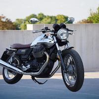 MOTO GUZZI V7 III 50° ANNIVERSARIO N.689 / 1000