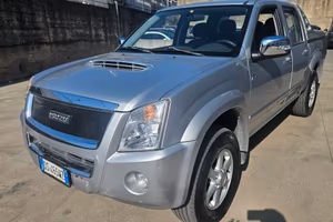 Isuzu D-Max 3.0 TD cat Crew Cab 4WD Pup. LS Aut. E