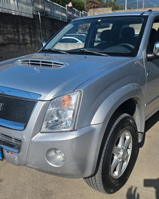 Isuzu D-Max 3.0 TD cat Crew Cab 4WD Pup. LS Aut. E