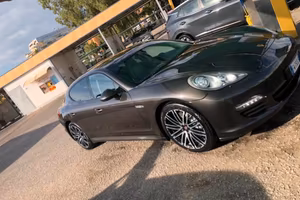 Porche panamera 970