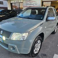 SUZUKI Grand Vitara 3porte 1.9TD 4x4 95kw 130cv