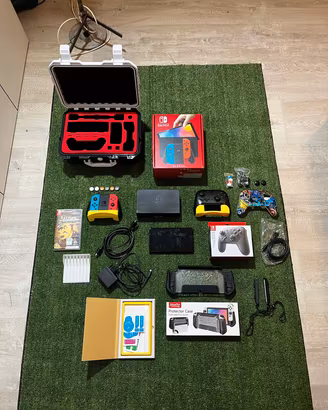 Nintendo switch OLED+PRO controller+Gioco+accessor
