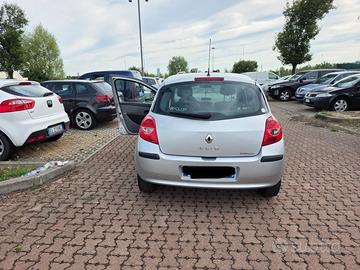 Renault Clio 1.2 16V 5 porte Luxe