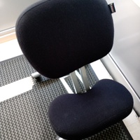 Sgabello ergonomico