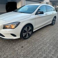Shooting Brake 200 D Automatic Sport