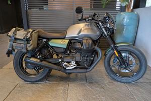 MOTO GUZZI V7 850 CENTENARIO