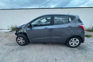 Hyndai i10 1.0 2016 funzionante ma incidentata