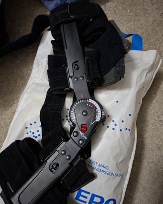 Tutore ginocchio piatto tibiale