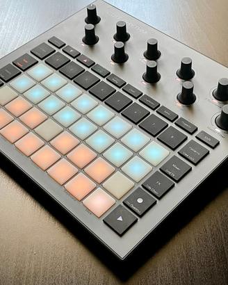 Novation Circuit Rhythm Perfetto