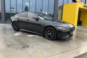 JAGUAR XE 2.0 D 204 CV AWD aut. R-Dynamic Black