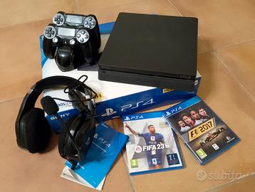 PlayStation 4 slim+2 joypad+caricatore+2giochi ps4