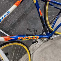 bici da corsa pari al nuovo