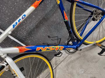 bici da corsa pari al nuovo