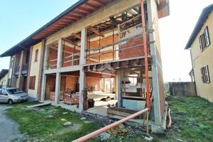 CASA INDIPENDENTE A CASATENOVO