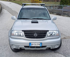 Suzuki Grand 1.6 benzina del 2001