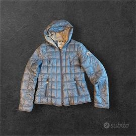 Piumino Moncler  donna Leggero