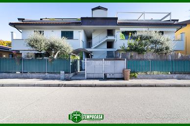 MONOLOCALE RISTRUTTURATO E LIBERO SUBITO !!!