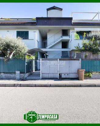 MONOLOCALE RISTRUTTURATO E LIBERO SUBITO !!!