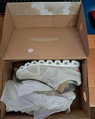 Scarpe running donna ON (QC) CLOUD 5 num 38