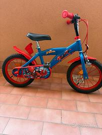 Bici spider man 14 pollici con rotelle