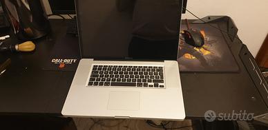 Macbook Pro 17 pollici i7 2011