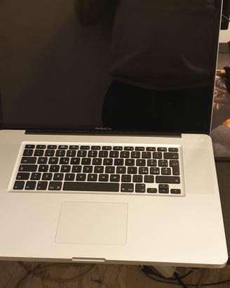 Macbook Pro 17 pollici i7 2011